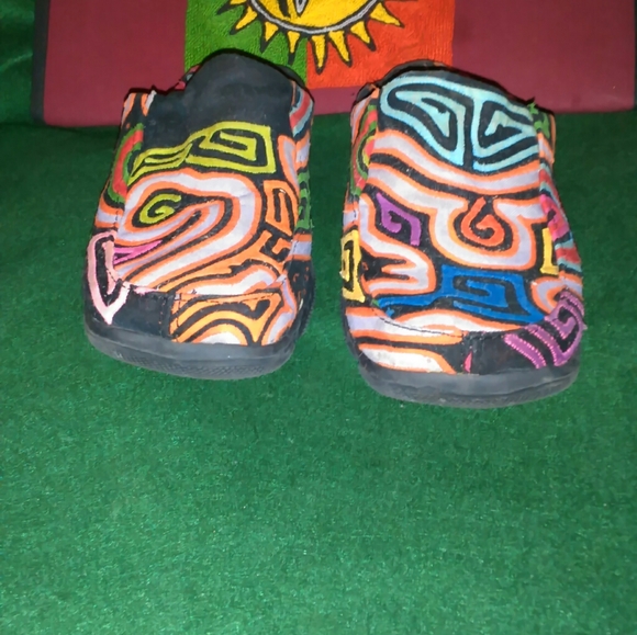 MOTALAS HANDMADE COLOMBIAN SHOES - Picture 2 of 8